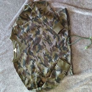 Hem & Thread cropped drawstring waist camo sweatshirt